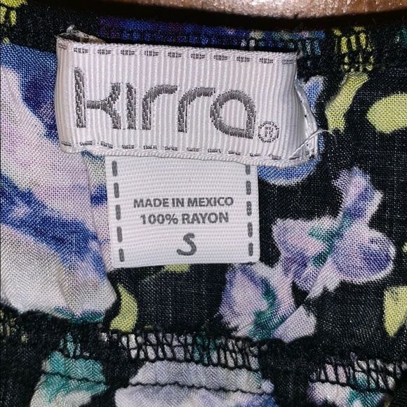 Tank size small   - Picture 4 of 7